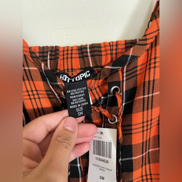New Black & Orange Plaid Pleated Lace-Up Dress size small - Picture 4 of 5